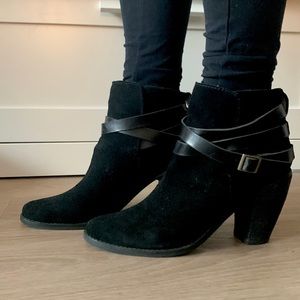 Dolce Vita Black Boots